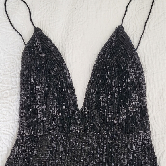 Dress - Picture 3 of 9